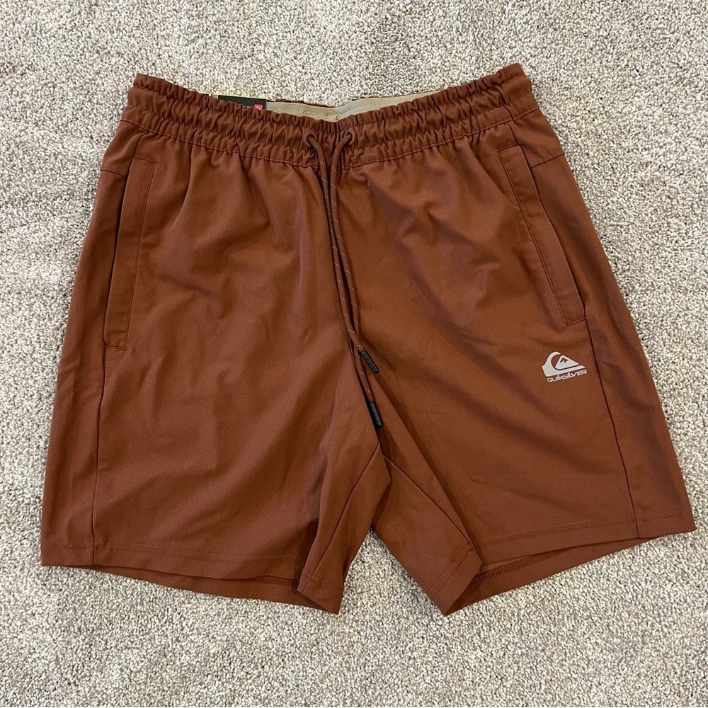 Quiksilver NWT Dry Flight Shorts Stretch Men Sz Small Inseam 7” Orange #1857173